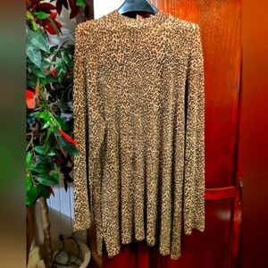 Gorgeous slinky cheetah dress